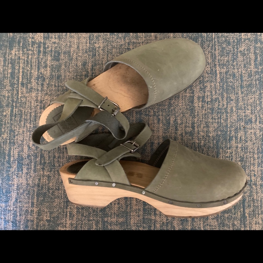 Noa Noa sage green suede wood clogs frm Denmark—42